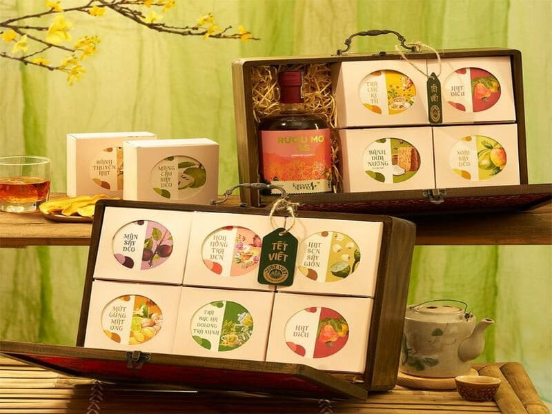 Vì sao hộp quà Tết giấy truyền thống lại quan trọng đến thế?
