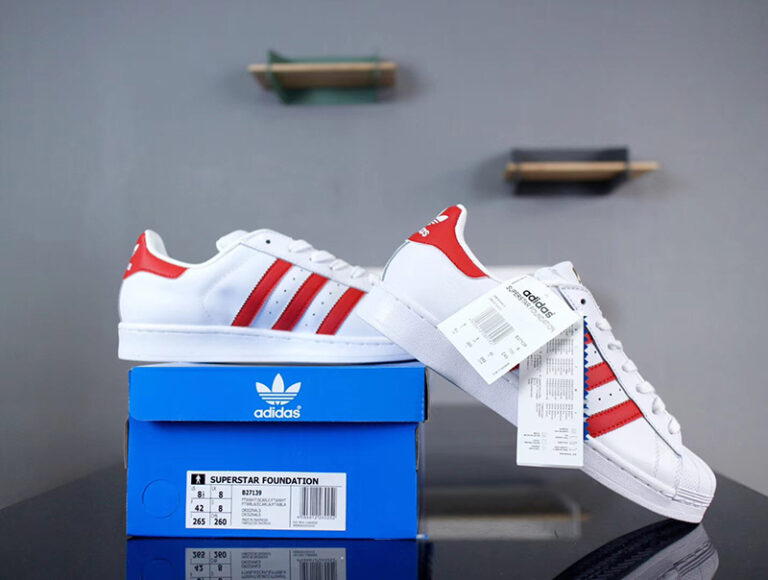 Kích thước hộp giày adidas phổ biến và tiêu chí chọn phù hợp